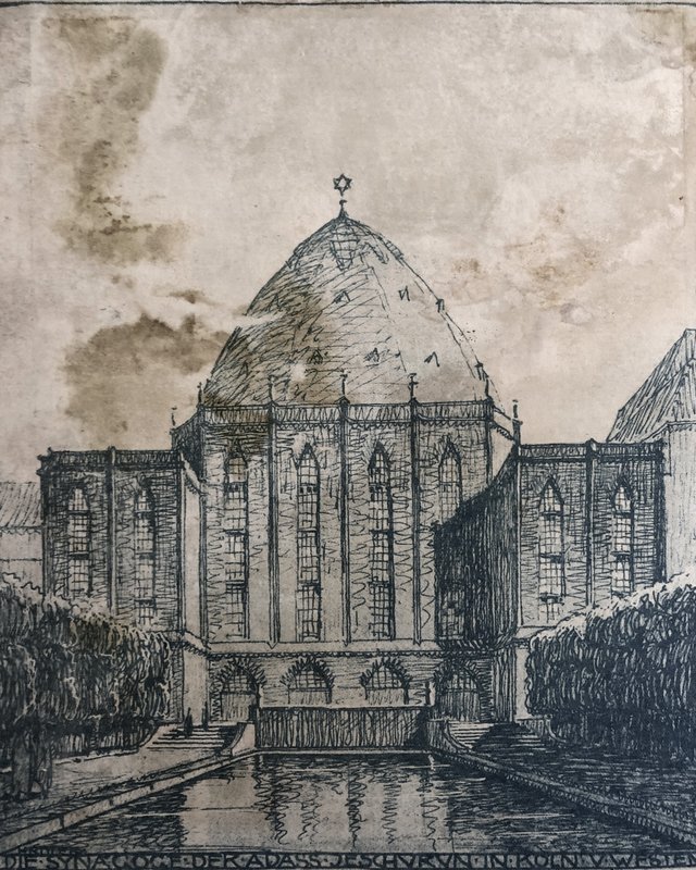 Zeichnung mit Wasserflecken: Kuppelbau der Synagoge mit Davidstern auf der Kuppelspitze